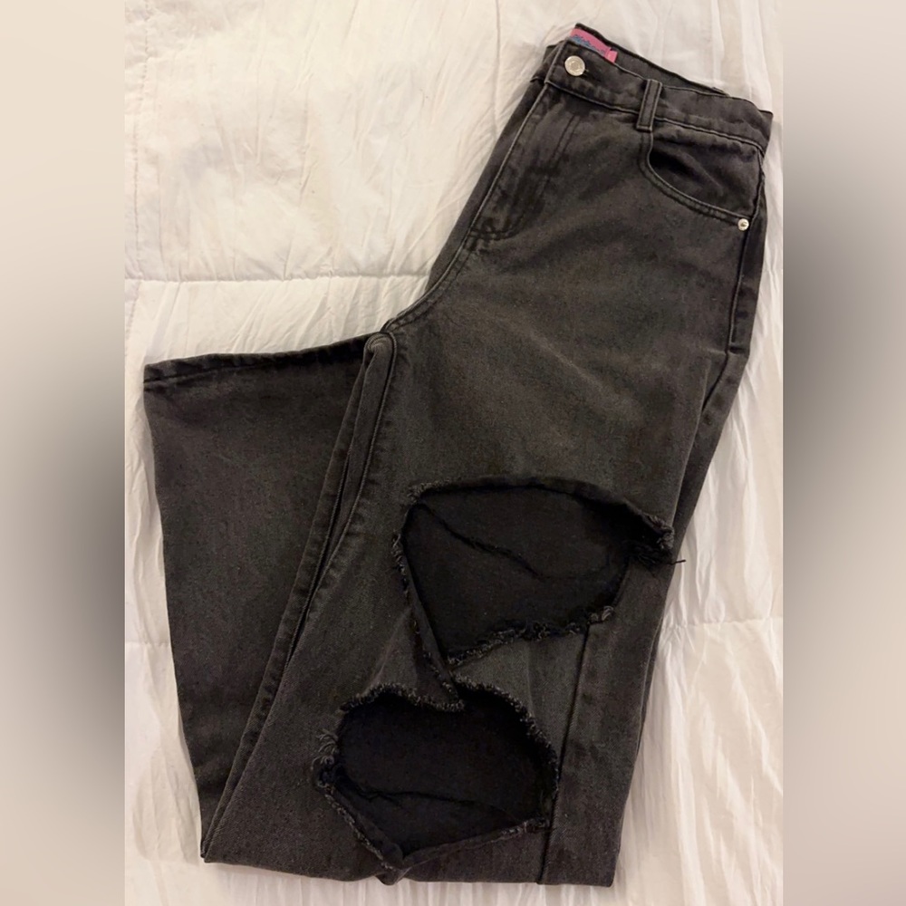 edikted high-key ripped wide jeans